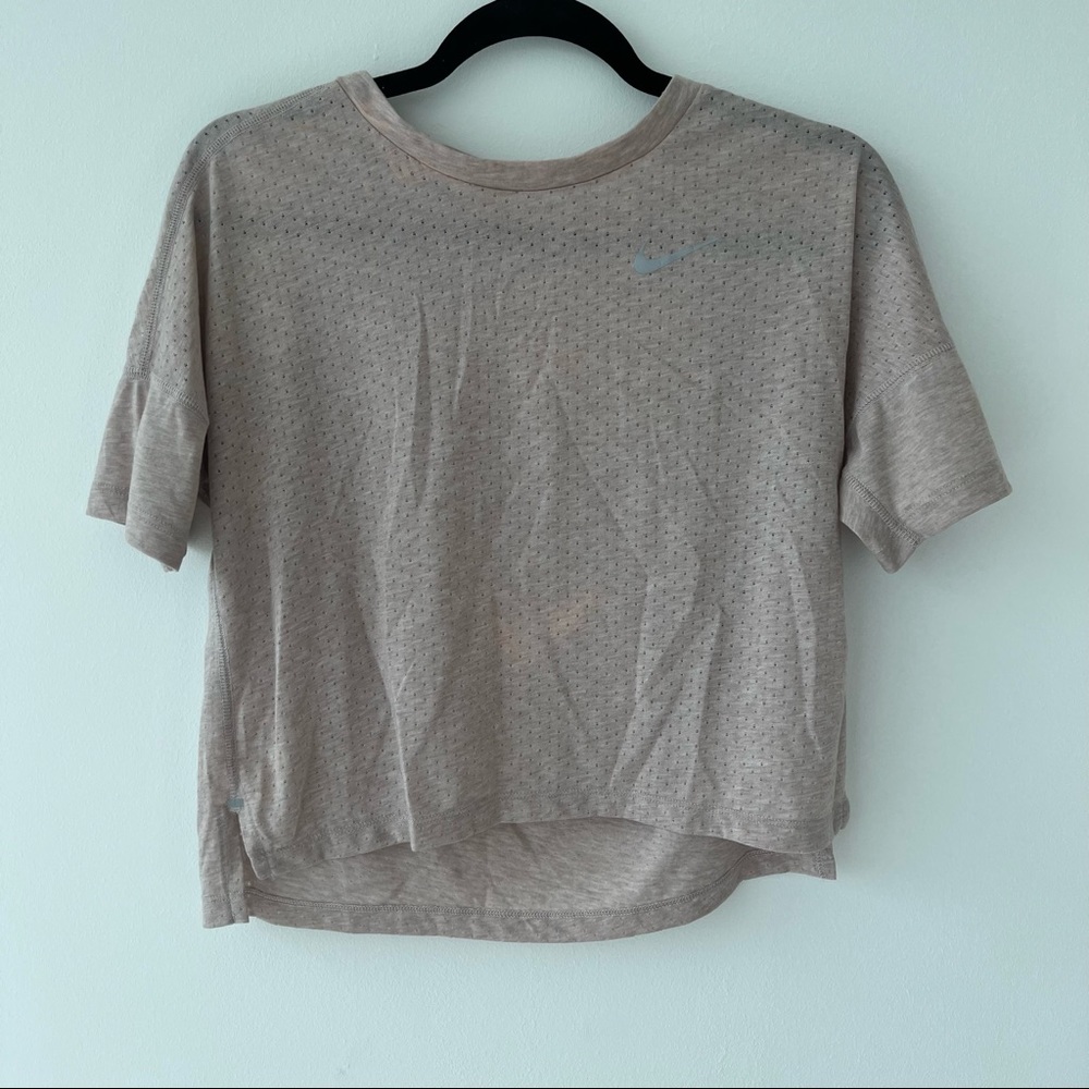 Nike light pink t-shirt